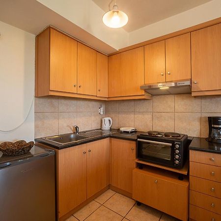 Mini Art Apartments Gerani  Exteriér fotografie